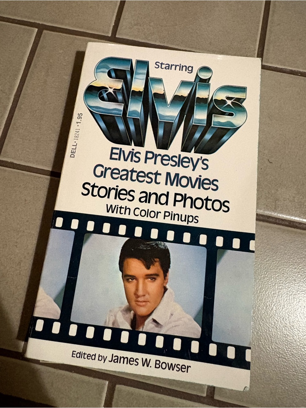 Vintage 1977 Starring Elvis Presley Paperback Book - FIRST PRINTING